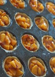 Peach and Blackberry muffin tin tartlet