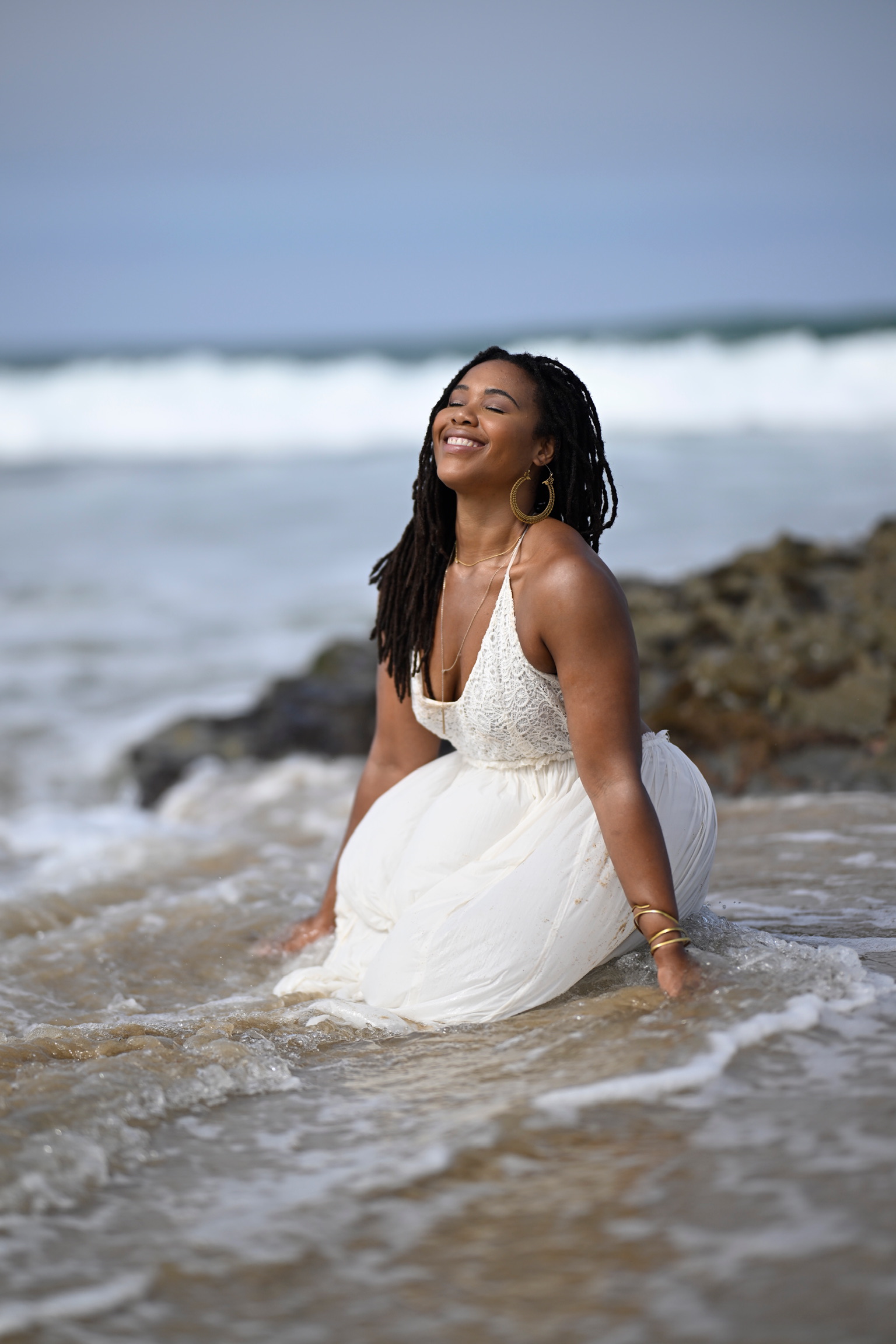 Keki Dexter contestant America's Next Bikini Chef at the beach