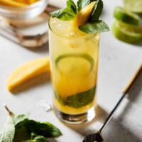 Mango Mojito with peach