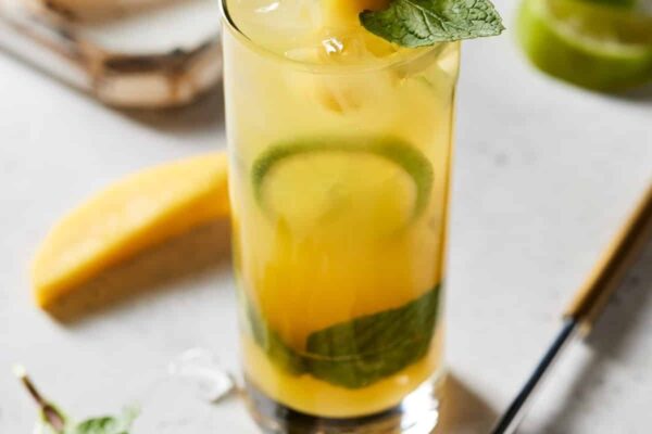 Mango Mojito with peach
